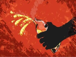 पत्नी से अवैध संबंध के शक में युवक पर तेजाब हमला, आरोपी गिरफ्तार