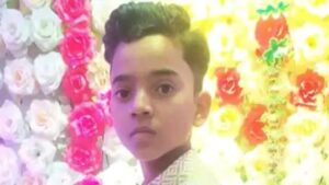 15 साल के छात्र की गला घोंटकर हत्या, गांव में मचा हड़कंप