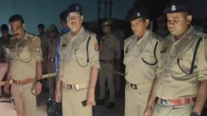 कानपुर में ‘हाफ एनकाउंटर’: 24 लाख लूट के 2 आरोपी गिरफ्तार, पैर में लगी गोली