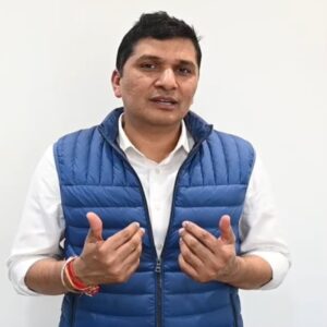 क्या टूटने की कगार पर आई AAP? सौरभ भारद्वाज ने कसा राघव चड्ढा पर तीखा तंज